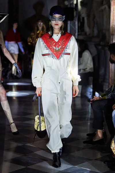 Look 67